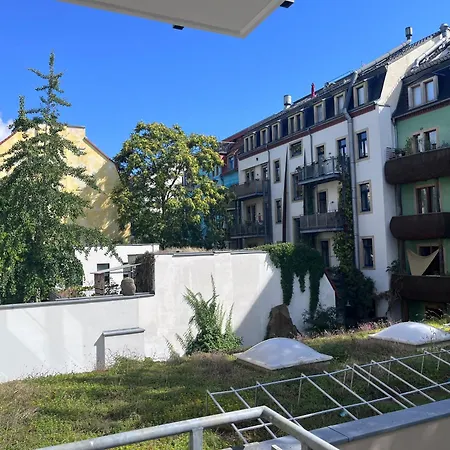 In Dresden-neustadt Lägenhet